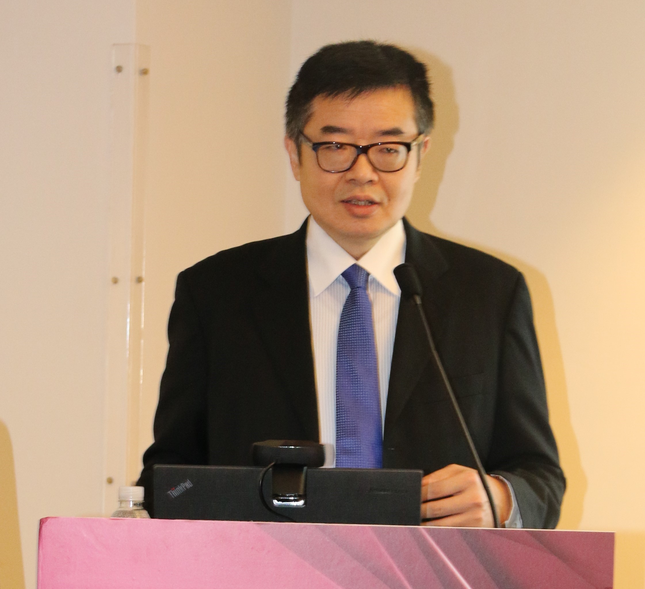 1480664724534662.jpg 盛璞义教授.JPG